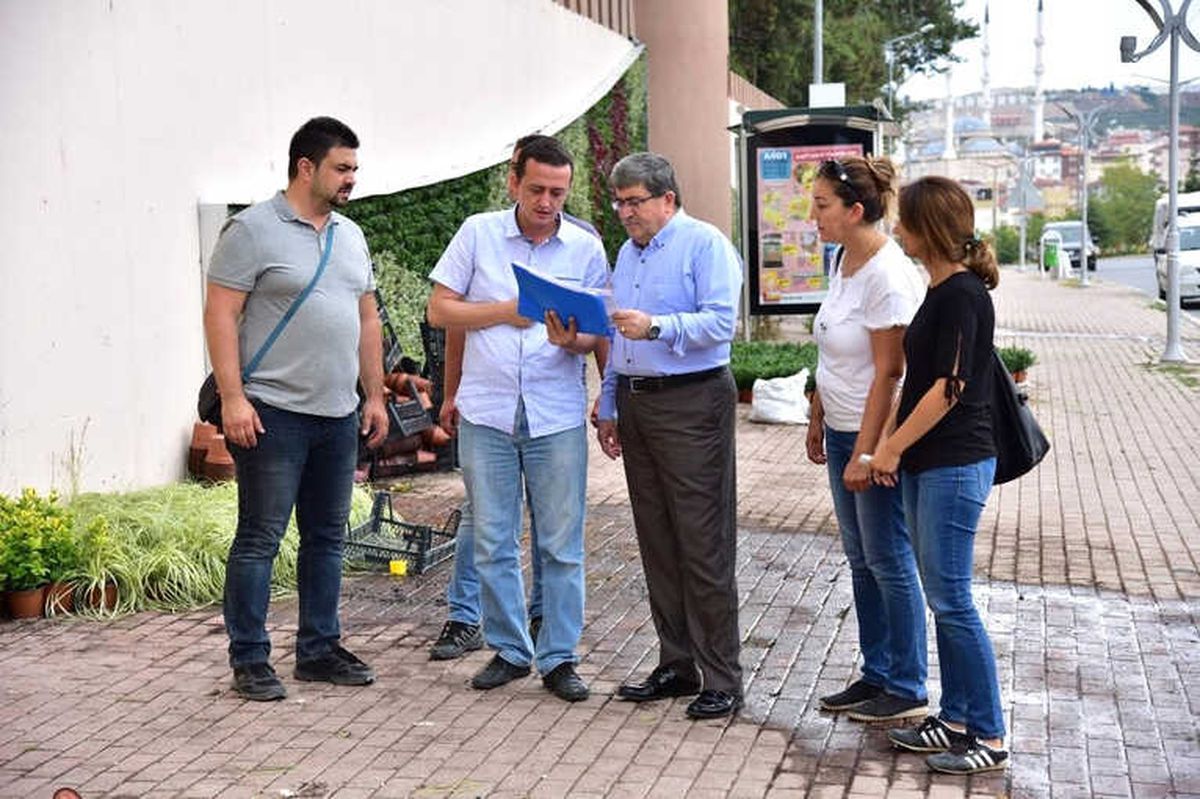 Başkan Can, Dikey Bahçe Projesini Yerinde İnceledi