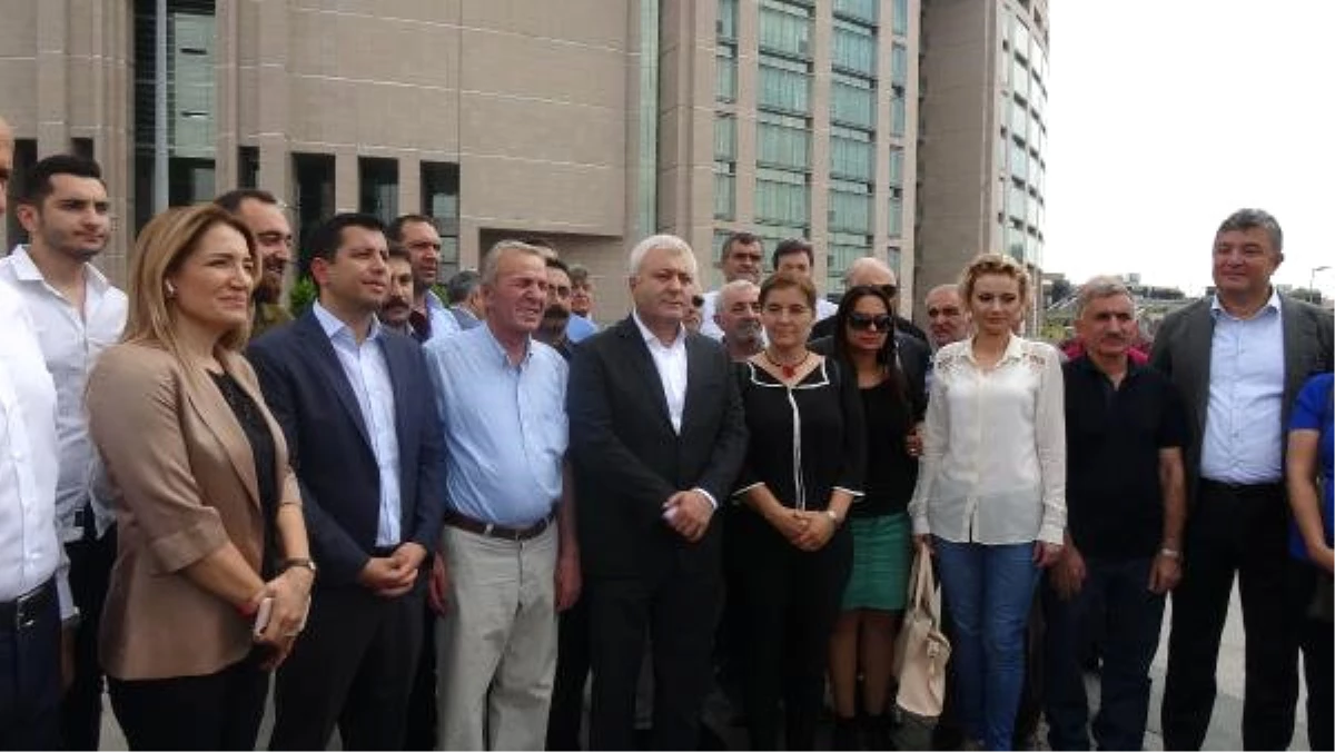 Berberoğlu\'nun Avukatları Davanın Durdurulmasını Talep Etti