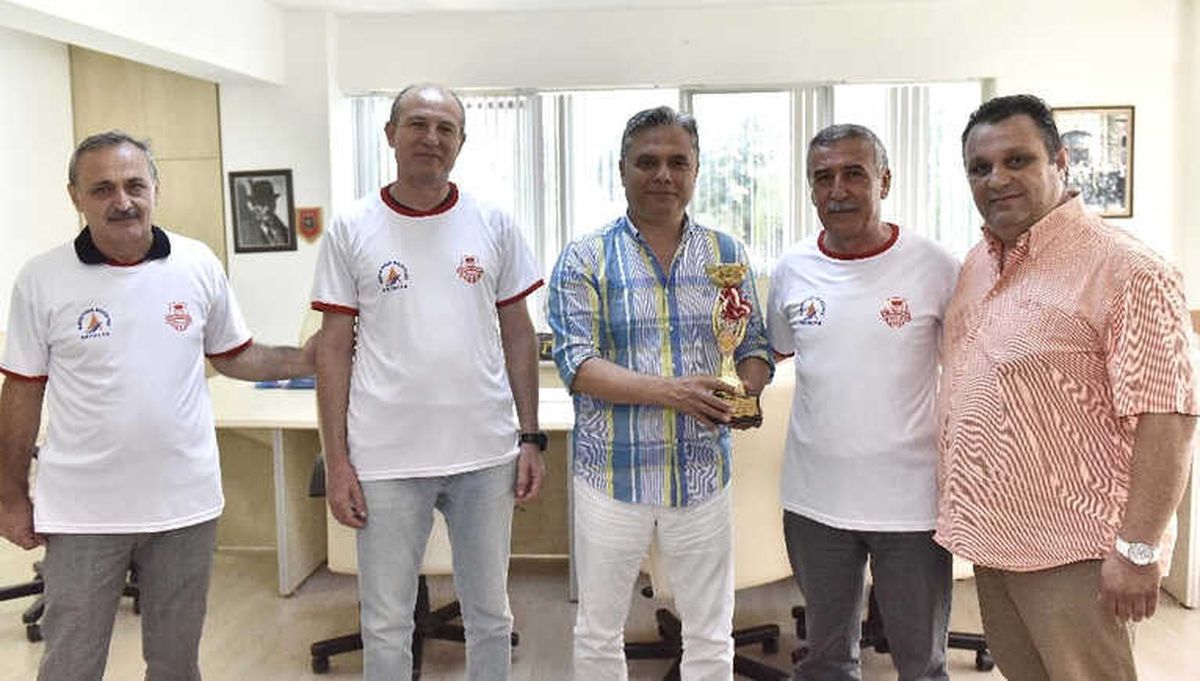 Briç Ustaları Muratpaşa\'da