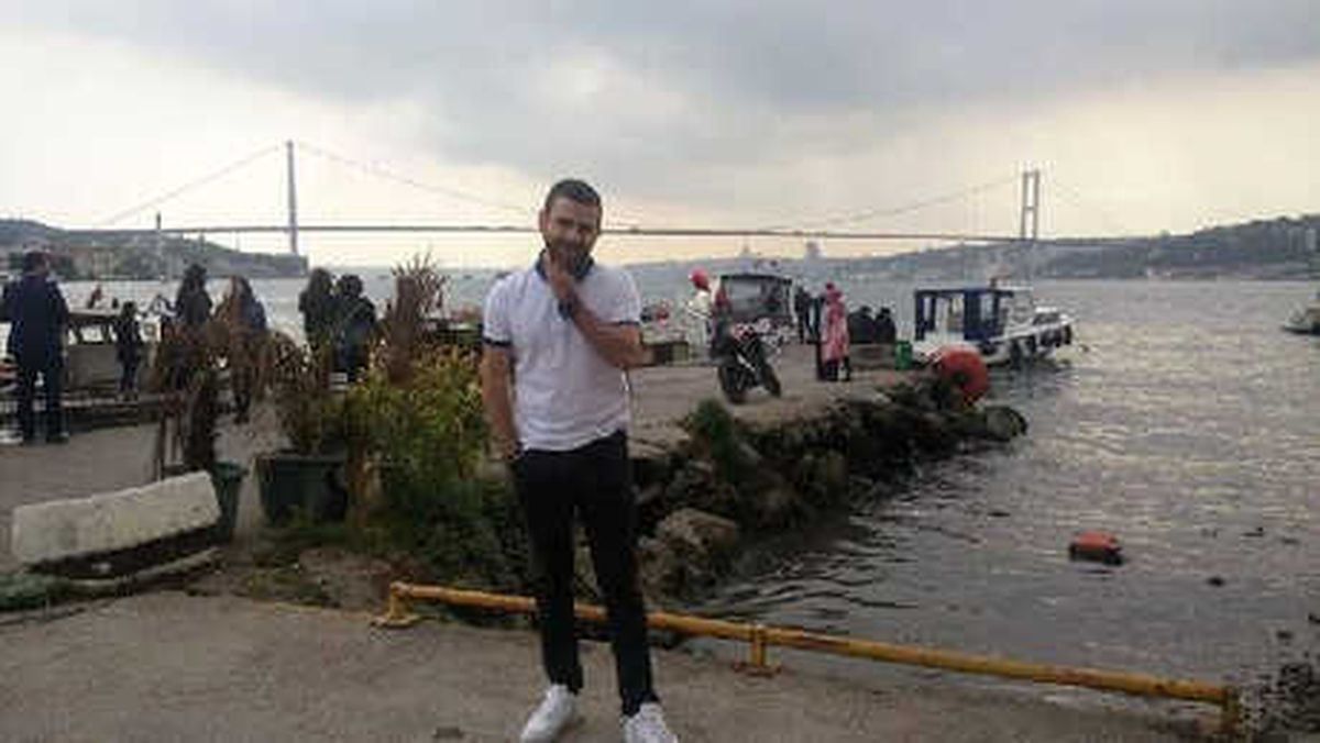 Evinin Önünde Silahlı Saldırıya Uğrayan Sigortacı Öldü