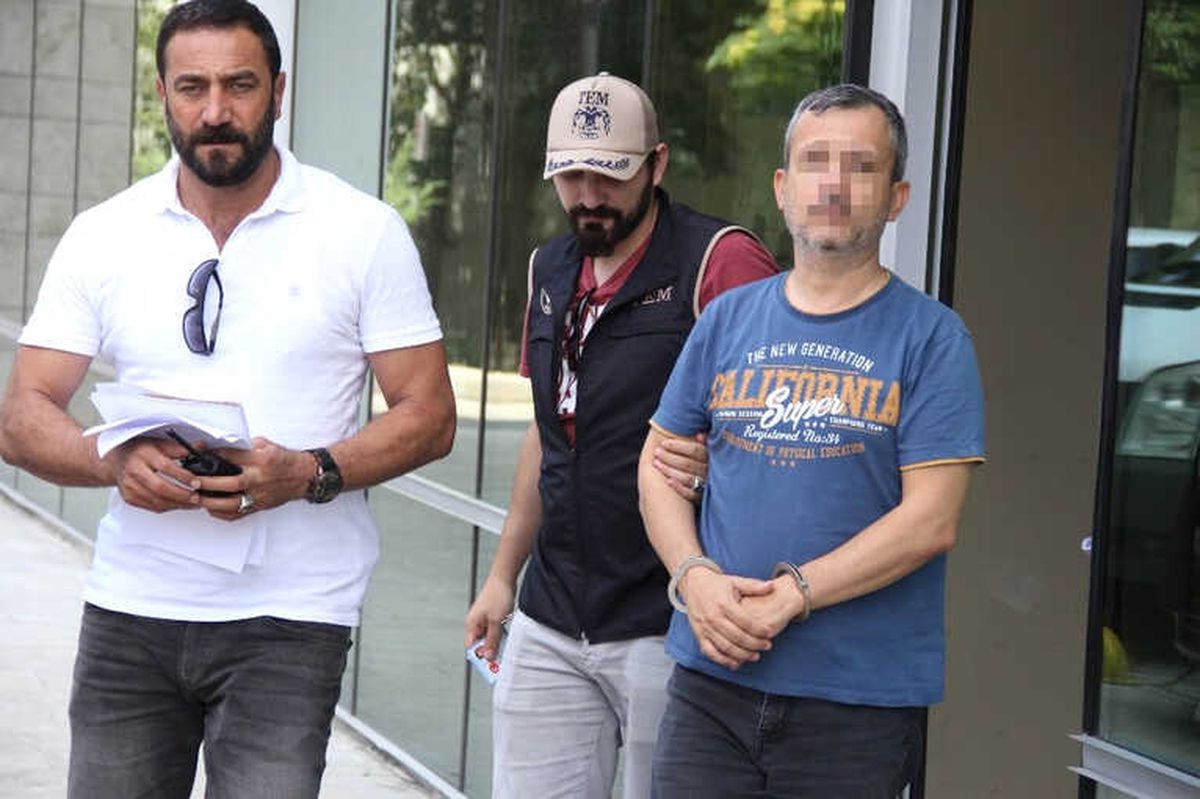 Fetö\'nün Ankesörlü Telefonla Aradığı Tespit Edilen Astsubay Tutuklandı