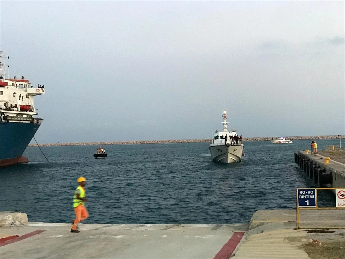 Güncelleme - KKTC Açıklarında Mültecileri Taşıyan Teknenin Batması