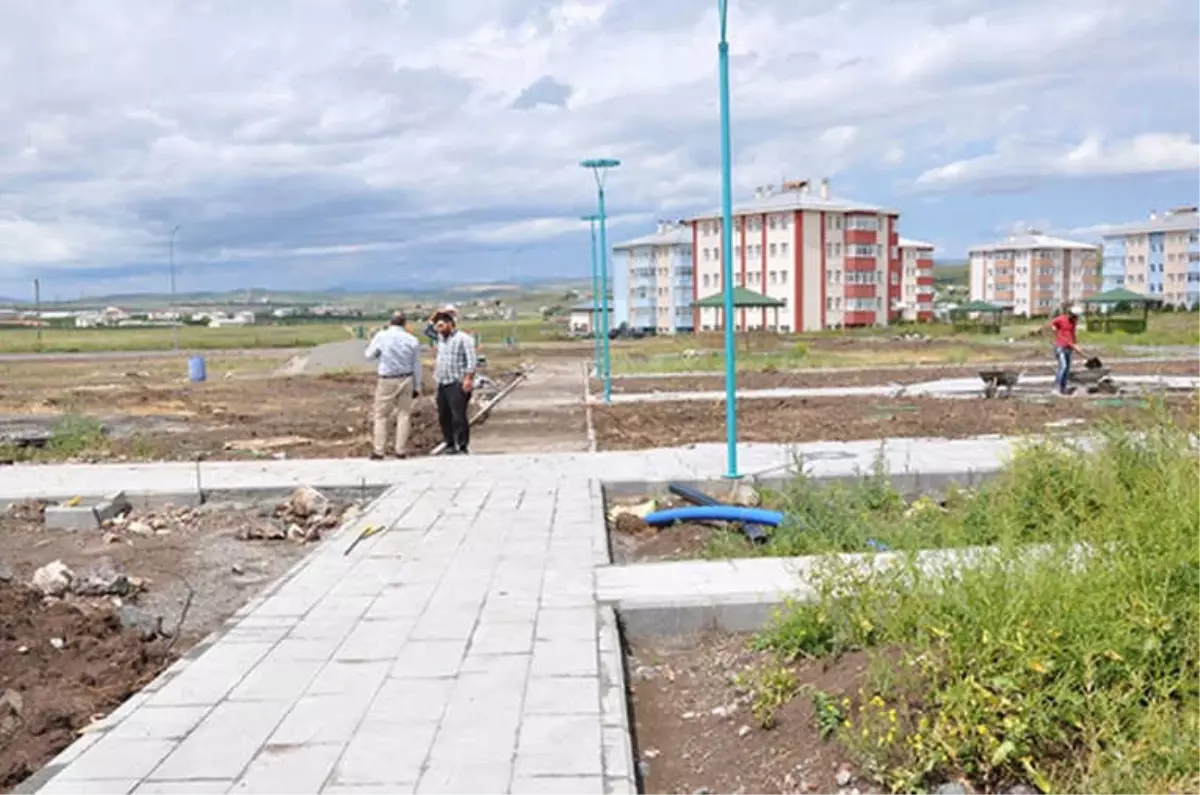 Kafkas Üniversitesi\'nde "Kampüs Park" Çalışmaları Sürüyor