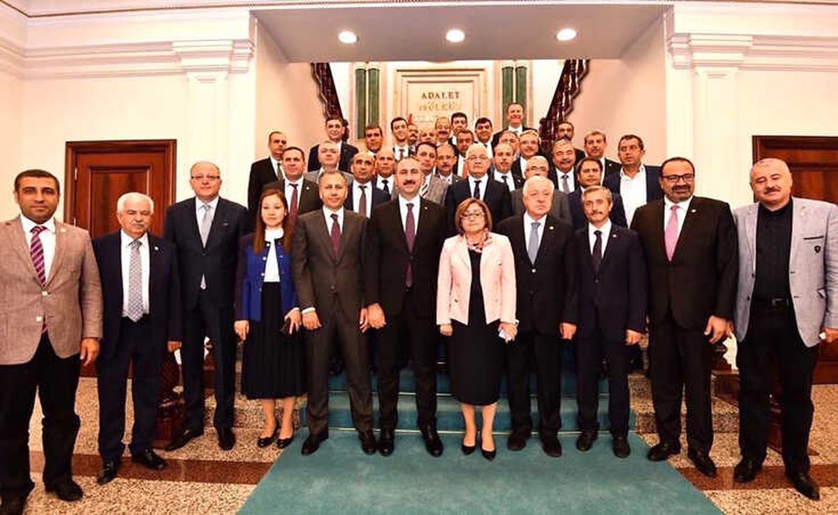 Kılıç\'tan Gaziantep Milletvekilleri\'ne Hayırlı Olsun Ziyareti