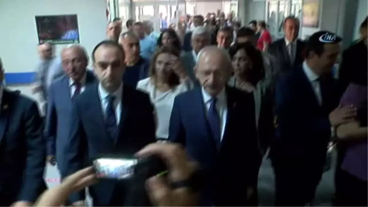 Kılıçdaroğlu Tren Kazasında Yaralananları Ziyaret Etti