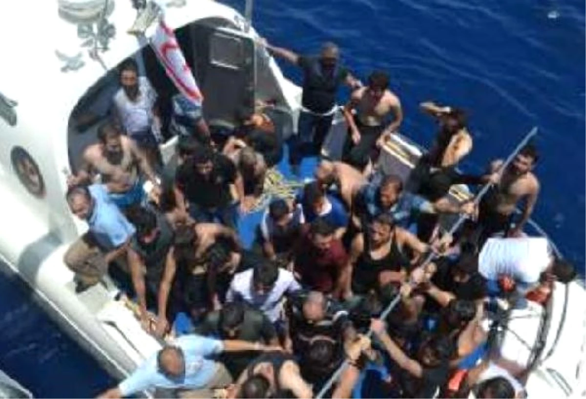 KKTC Açıklarında Mülteci Teknesi Battı: 19 Ölü (4)