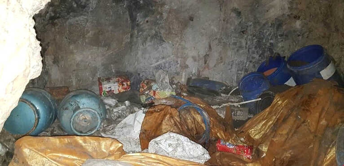PKK Sığınağında Yaşam Malzemesi Ele Geçirildi