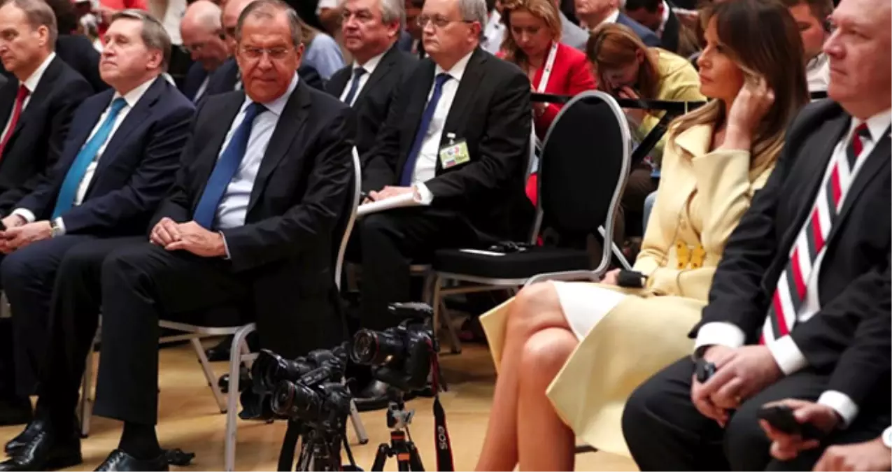 Rus Bakan Lavrov, First Lady Melania Trump\'ın Bacaklarını Süzünce Dünyaya Rezil Oldu