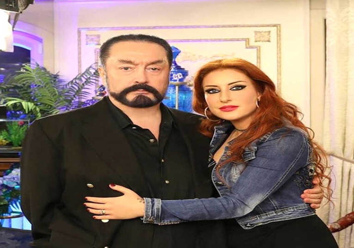 Şener Şen\'in Yeğeni Adnan Oktar Operasyonunda Gözaltına Alındı
