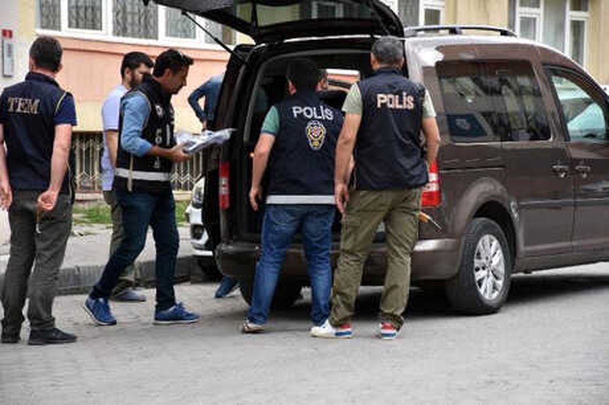 Sivas Merkezli Suç Örgütüne Operasyon: 14 Gözaltı