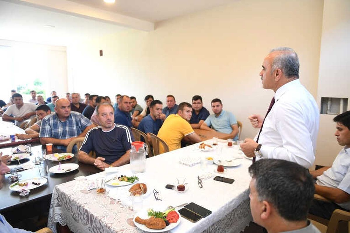 Altınordu Belediye Başkanı Tekintaş: "Yapılan Hizmetlerde Personelin Büyük Emeği Var"