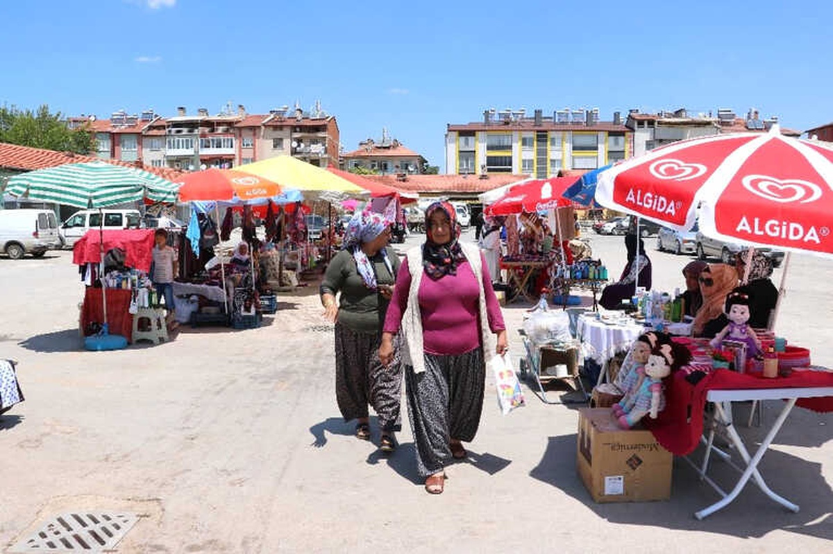 Beyşehirli Kadınların Anneler Pazarında İlk Mesaisi