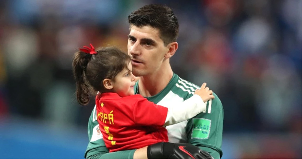 Chelsea\'nin File Bekçisi Courtois, Real Madrid Yolunda