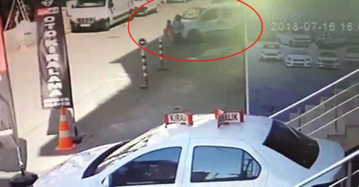 Dikkatsiz Sürücü Anne ve Çocuklarını Ezdi
