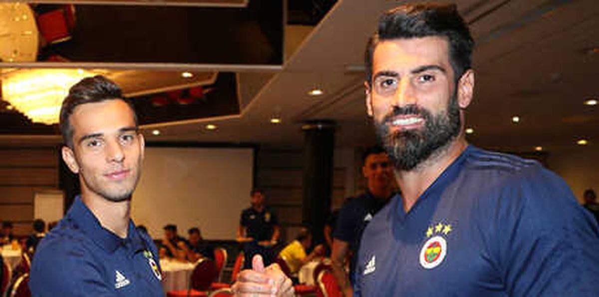 Fenerbahçe\'de İlk 11\'i Zorlayacak Üçlü