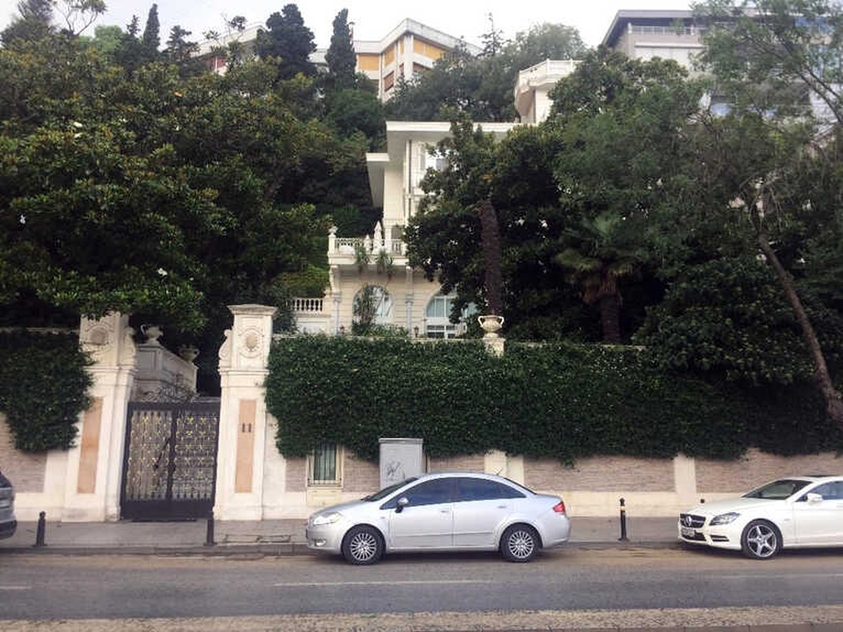 Fetö Firarisi Akın İpek\'in Bebek\'teki Yalısı Görüntülendi