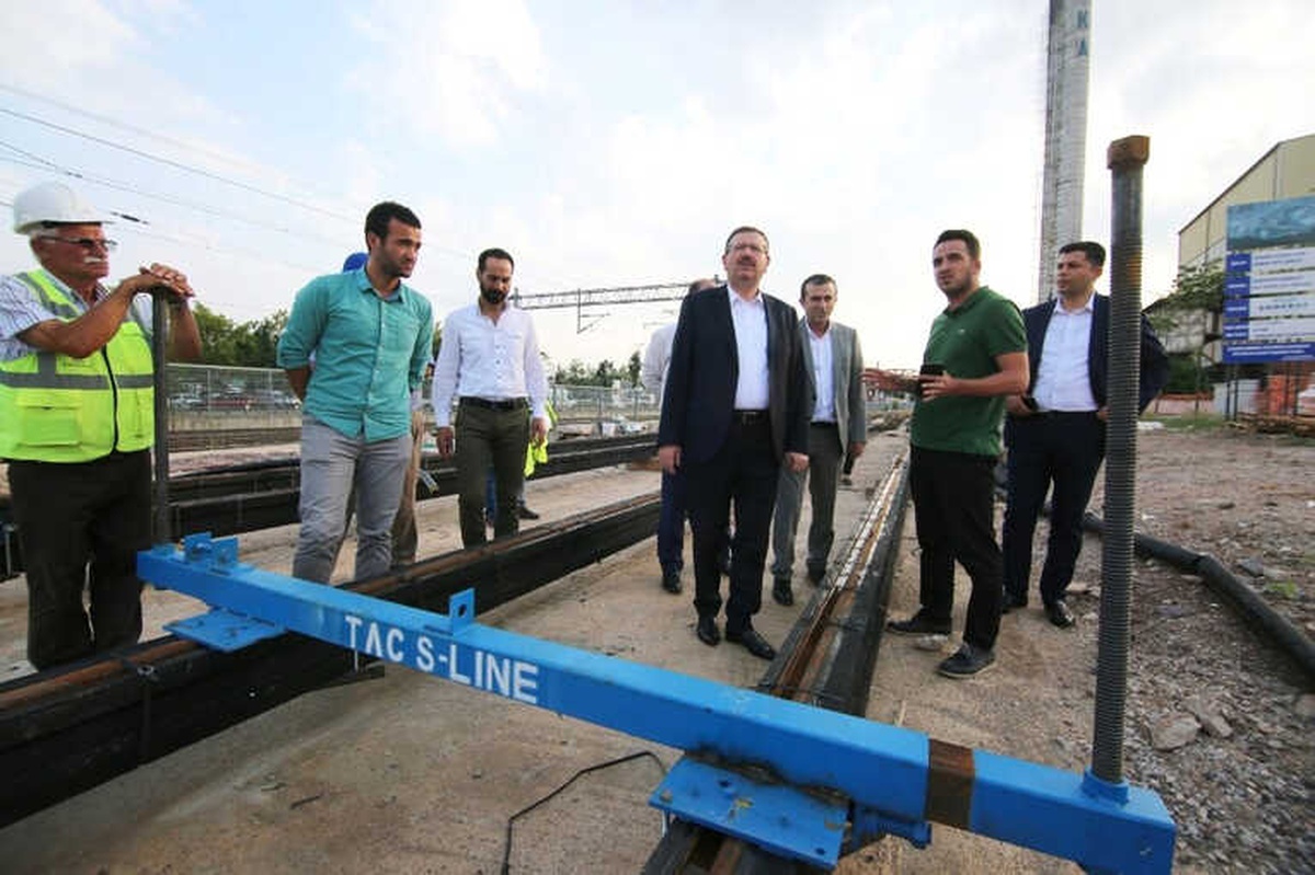 Genel Sekreter Bayram, Sekapark - Plajyolu Tramvay Çalışmasını İnceledi