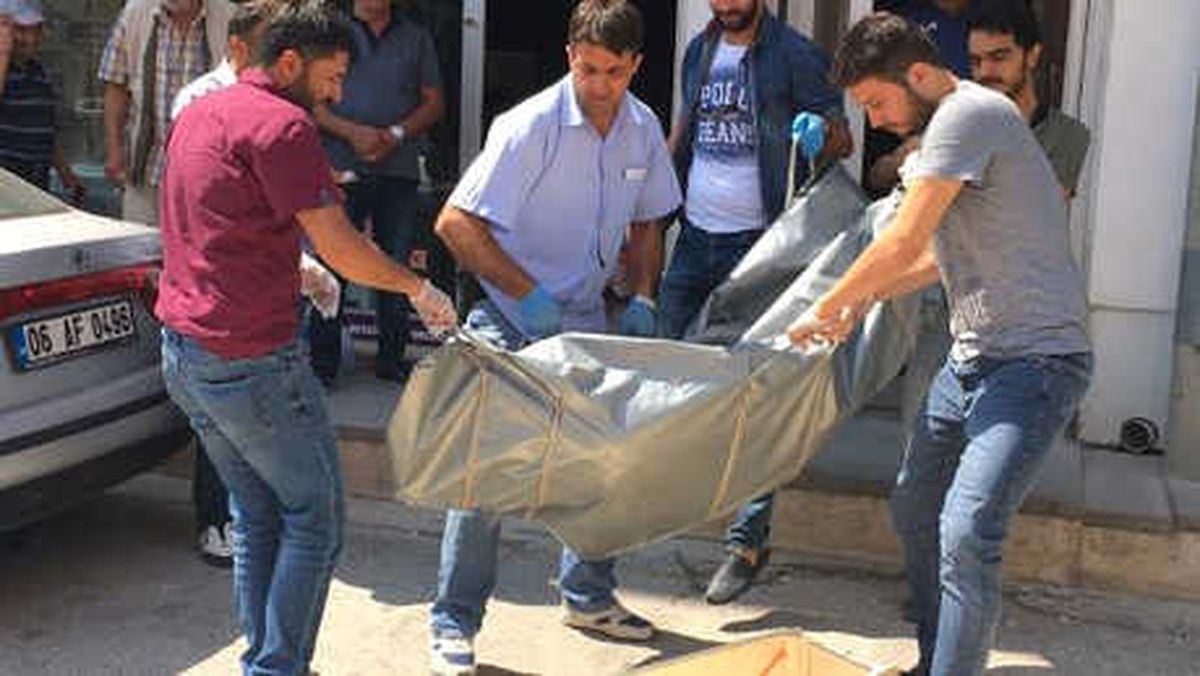 İş Hanının Bodrum Katında Erkek Cesedi Bulundu