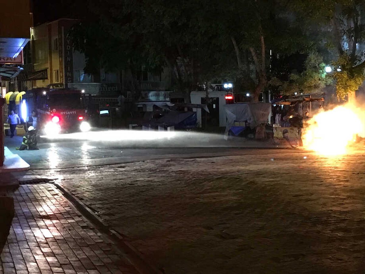 Karaman\'da Seyyar Mısır Tezgahında Yangın