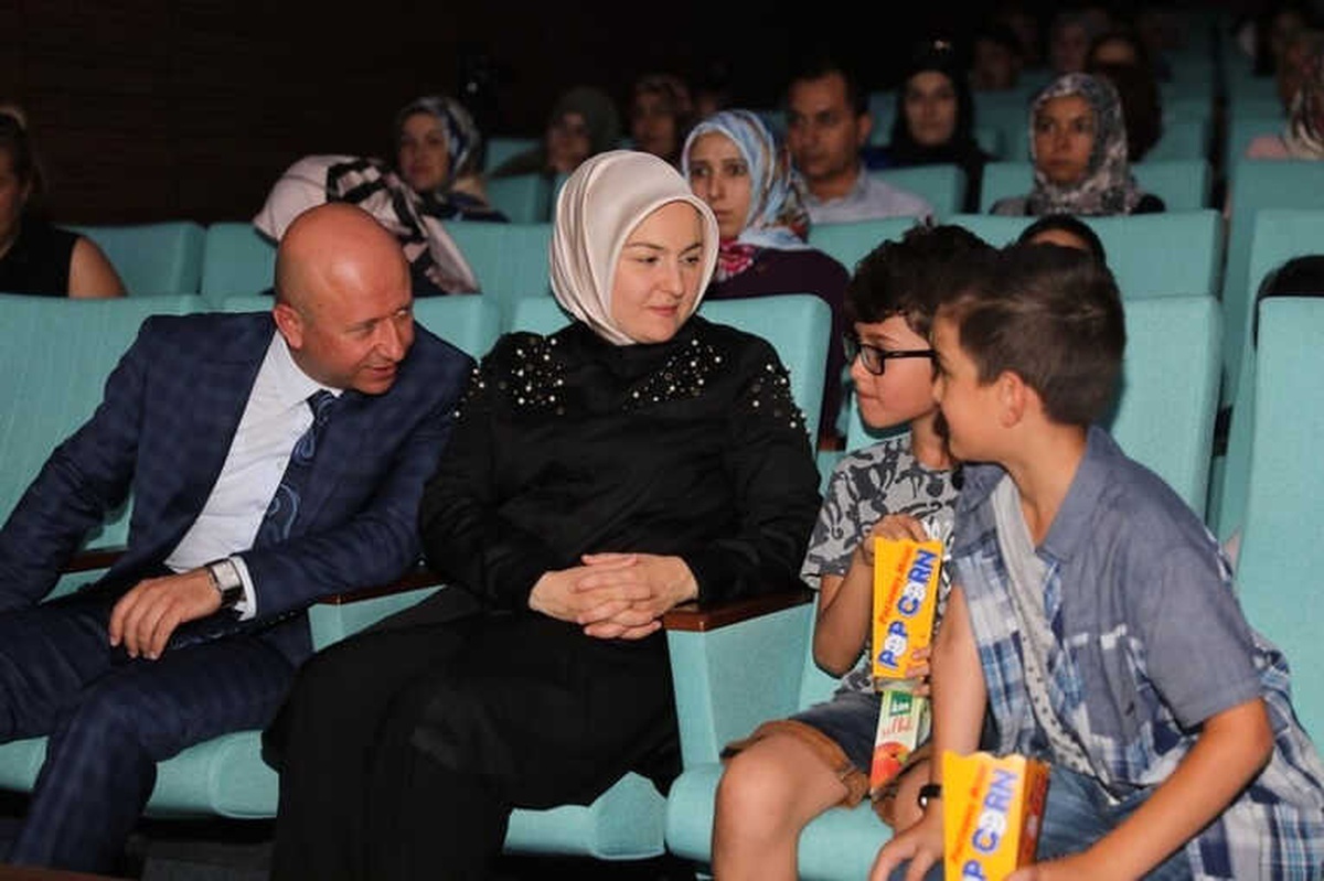 Kocasinan\'ın Sinema Günlerine Bu Kez Çölyaklı Aileler Misafir Oldu