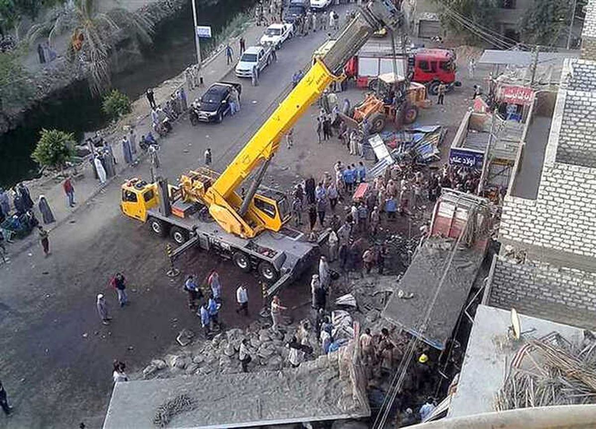 Mısır\'da Korkunç Kaza: 12 Ölü, 28 Yaralı