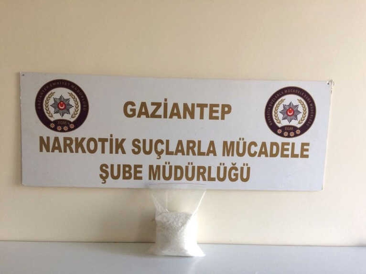 Narkotimler Uyuşturucu Tacirlerine Göz Açtırmıyor