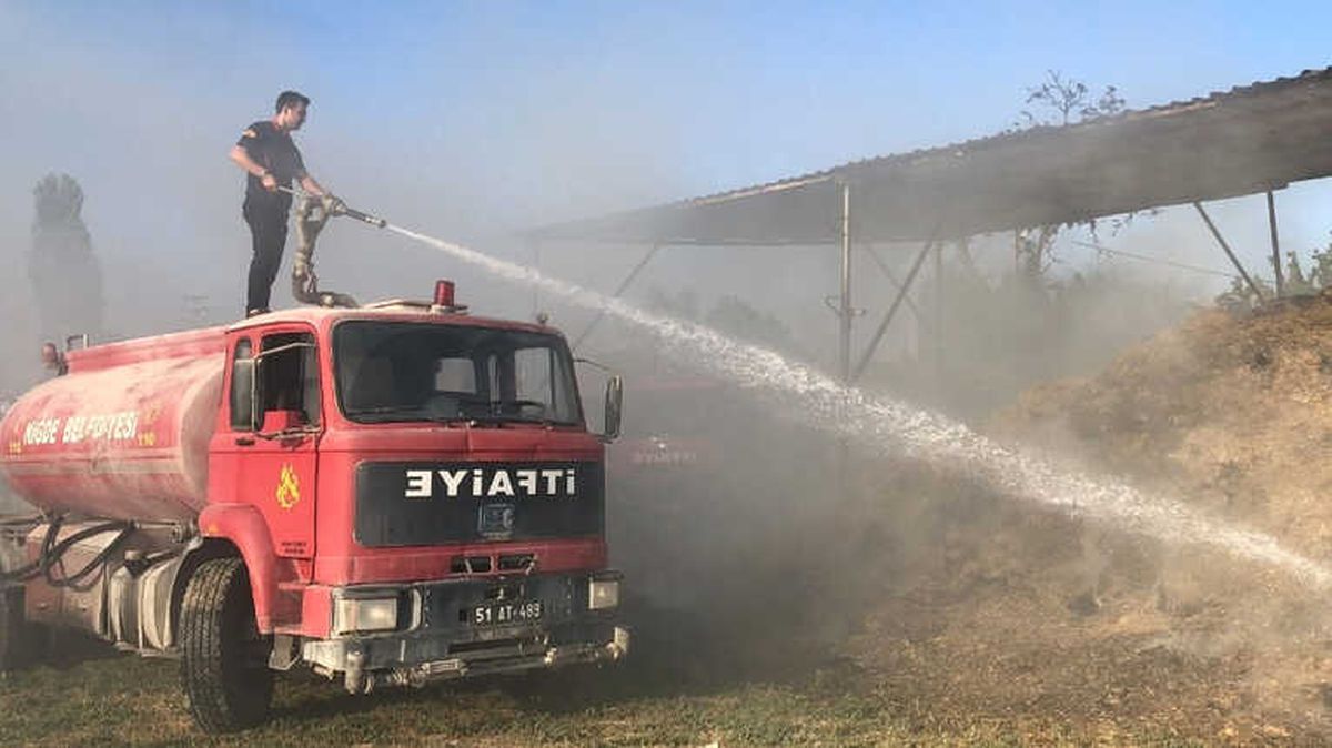 Saman Balyaları Kül Oldu