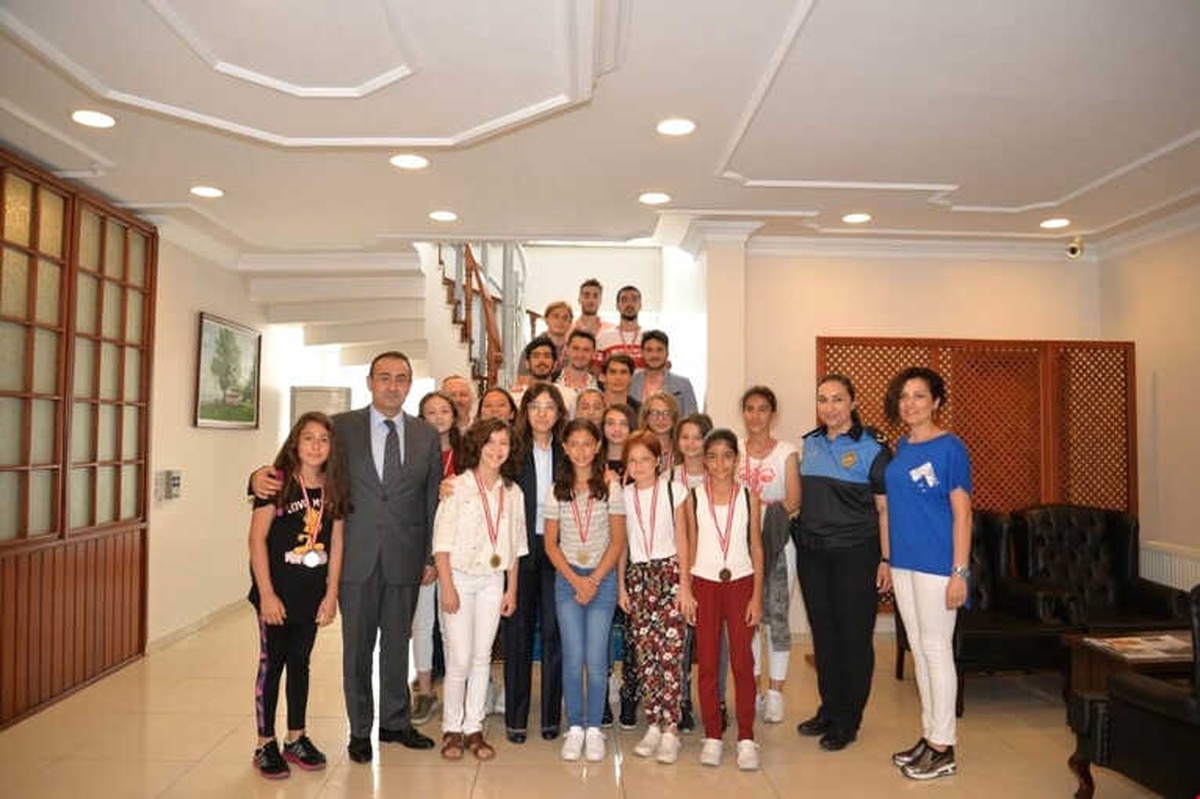 Yalova\'da Sokak Basketbolu Heyecanı