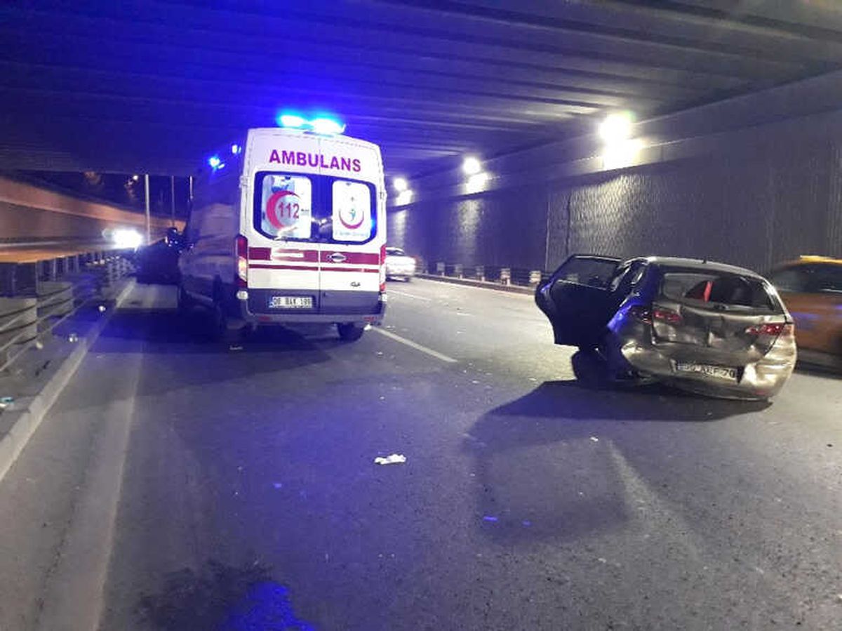 Ankara\'da Trafik Kazası: 2 Yaralı