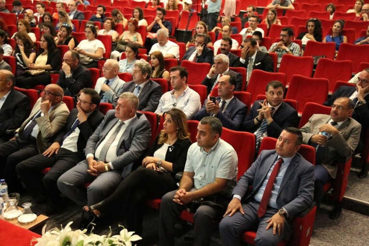 Artvin\'e Çifte Sevinç