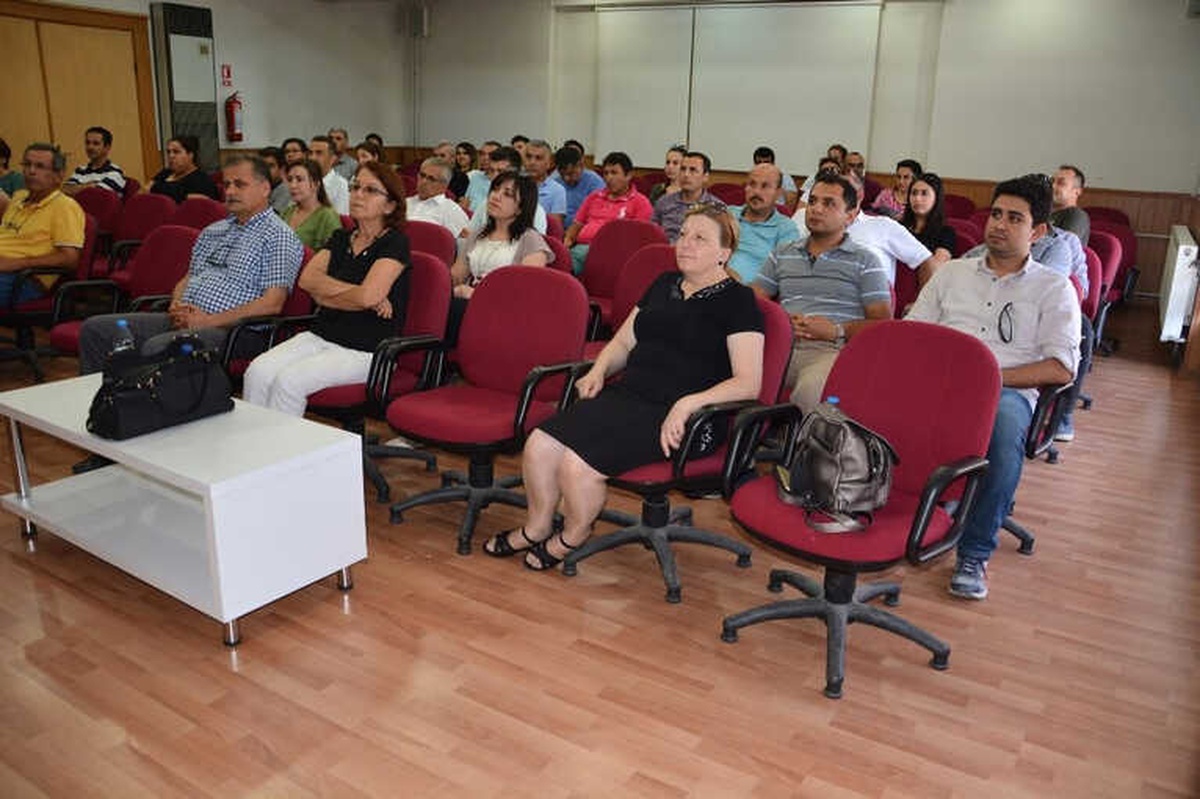 Aydın\'da Akdeniz Meyve Sineği Eğitim Toplantısı Yapıldı