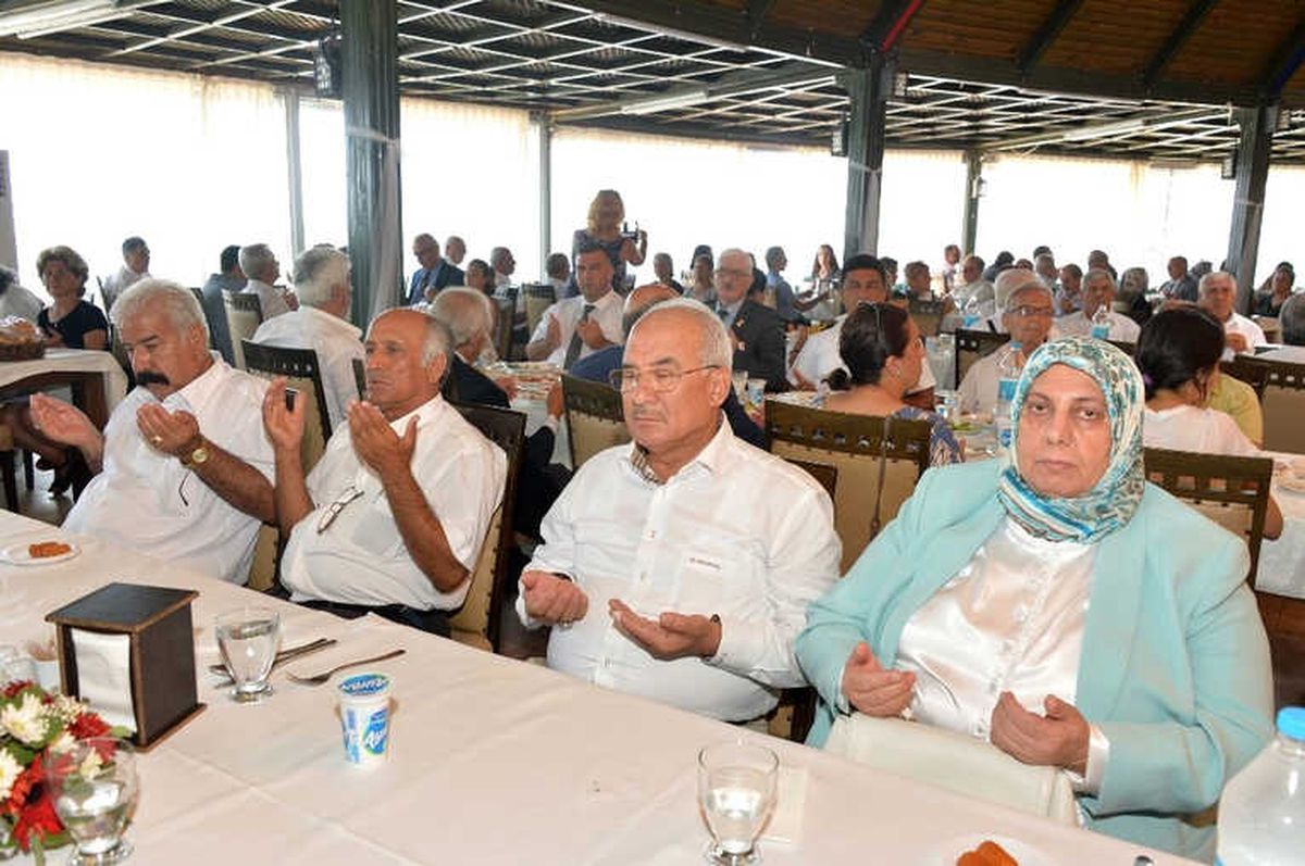 Başkan Kocamaz, Kıbrıs Gazileri ve Şehit Aileleriyle Buluştu
