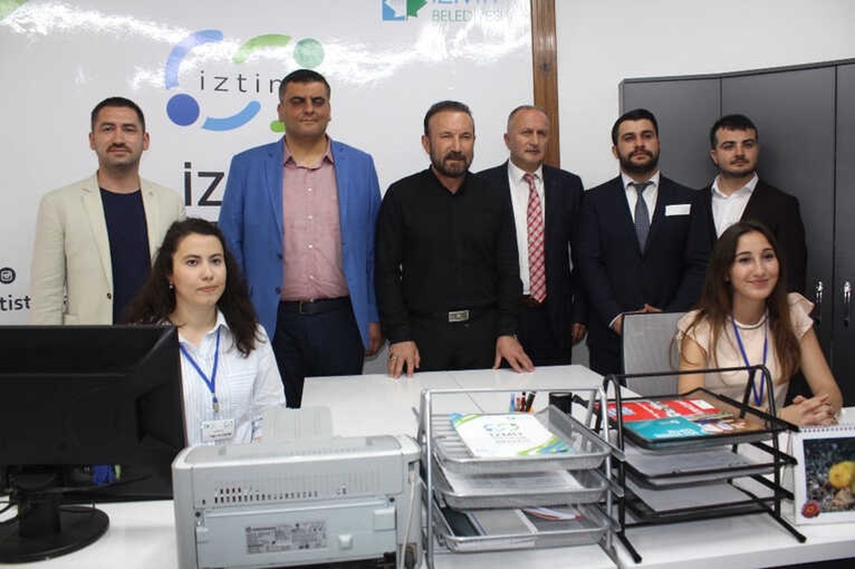 Belediyenin Kurduğu Merkez İş ve İşçi Arayanları Buluşturacak
