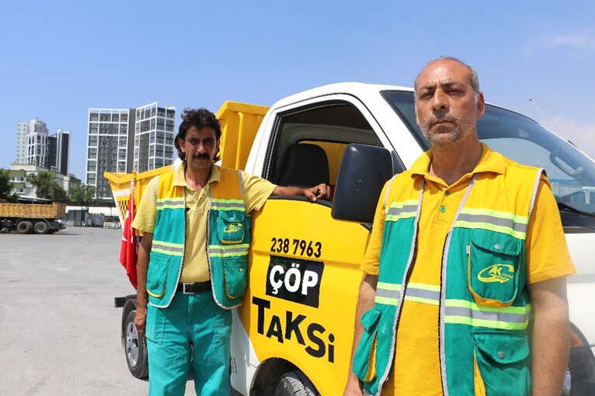 Bu Taksiler Çöp Topluyor