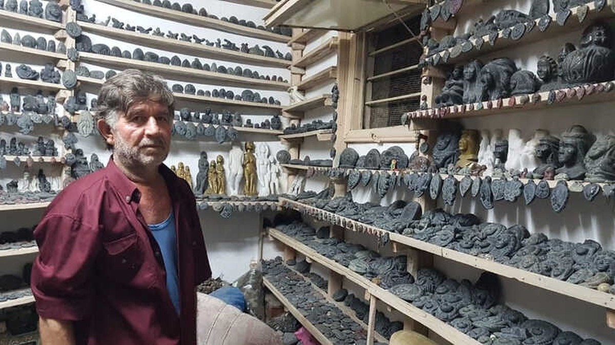 Çakıyla Taşı Sanata Dönüştürüyor