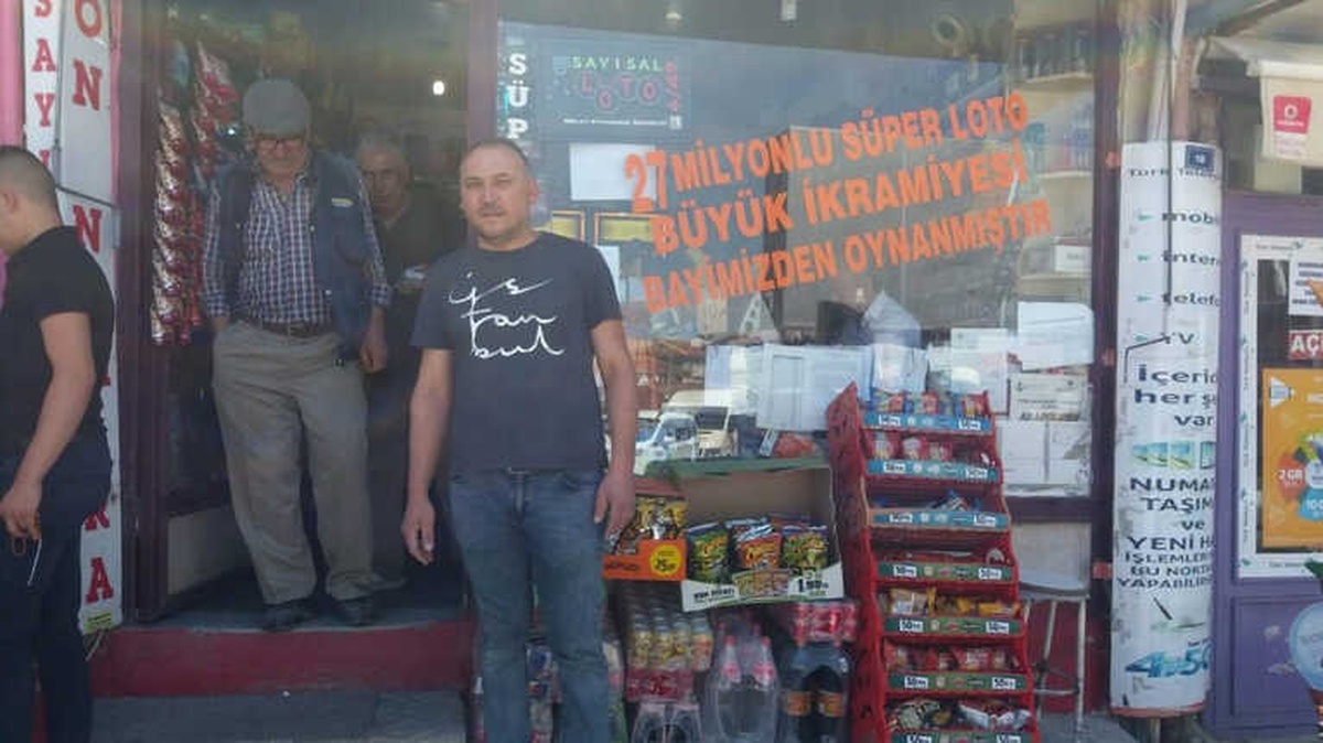 Dünyanın Merkezine 27 Milyonluk Talih Kuşu Kondu