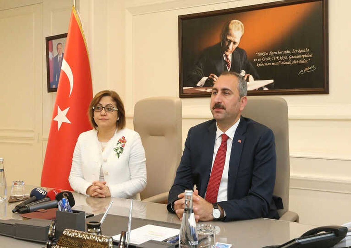 Fatma Şahin Bakan Gül\'ü Ağırladı
