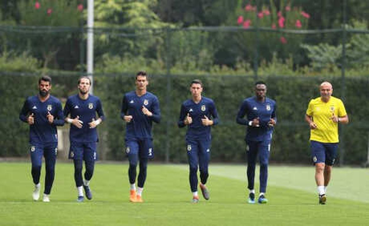 Fenerbahçe, Feyenoord Maçına Hazır