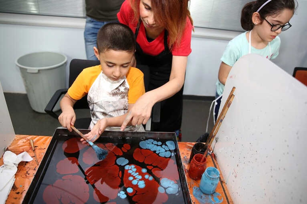 Geleneksel Sanatlar, Minik Ellerde Hayat Buluyor