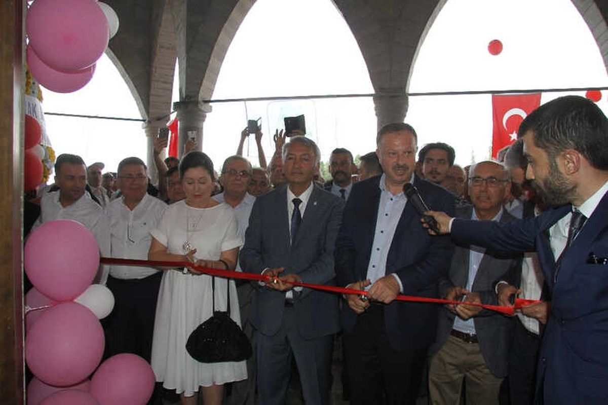 Isparta Belediyesi\'nin İşleteceği Gül Köşkü Törenle Hizmete Açıldı