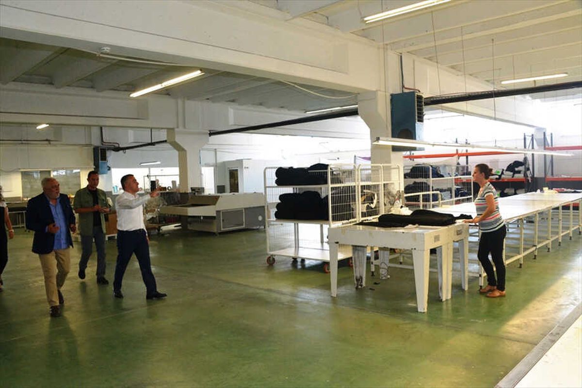 Vali Bilgin\'den Fabrika Ziyareti