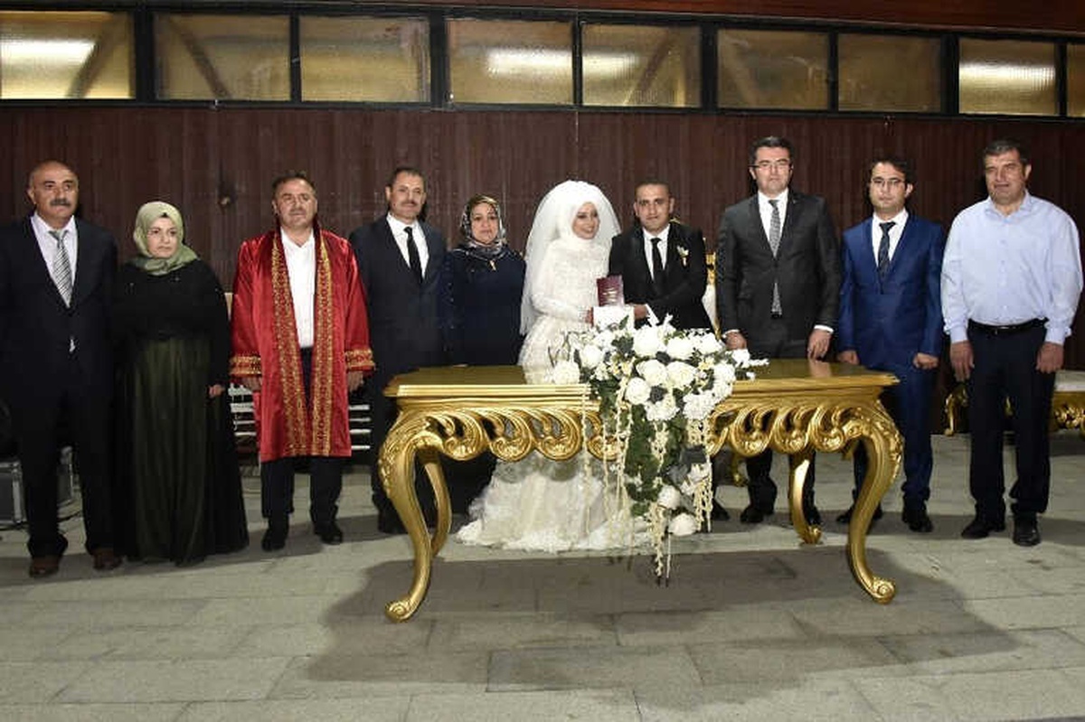 Vali Memiş, Personelinin Nikah Şahidi Oldu
