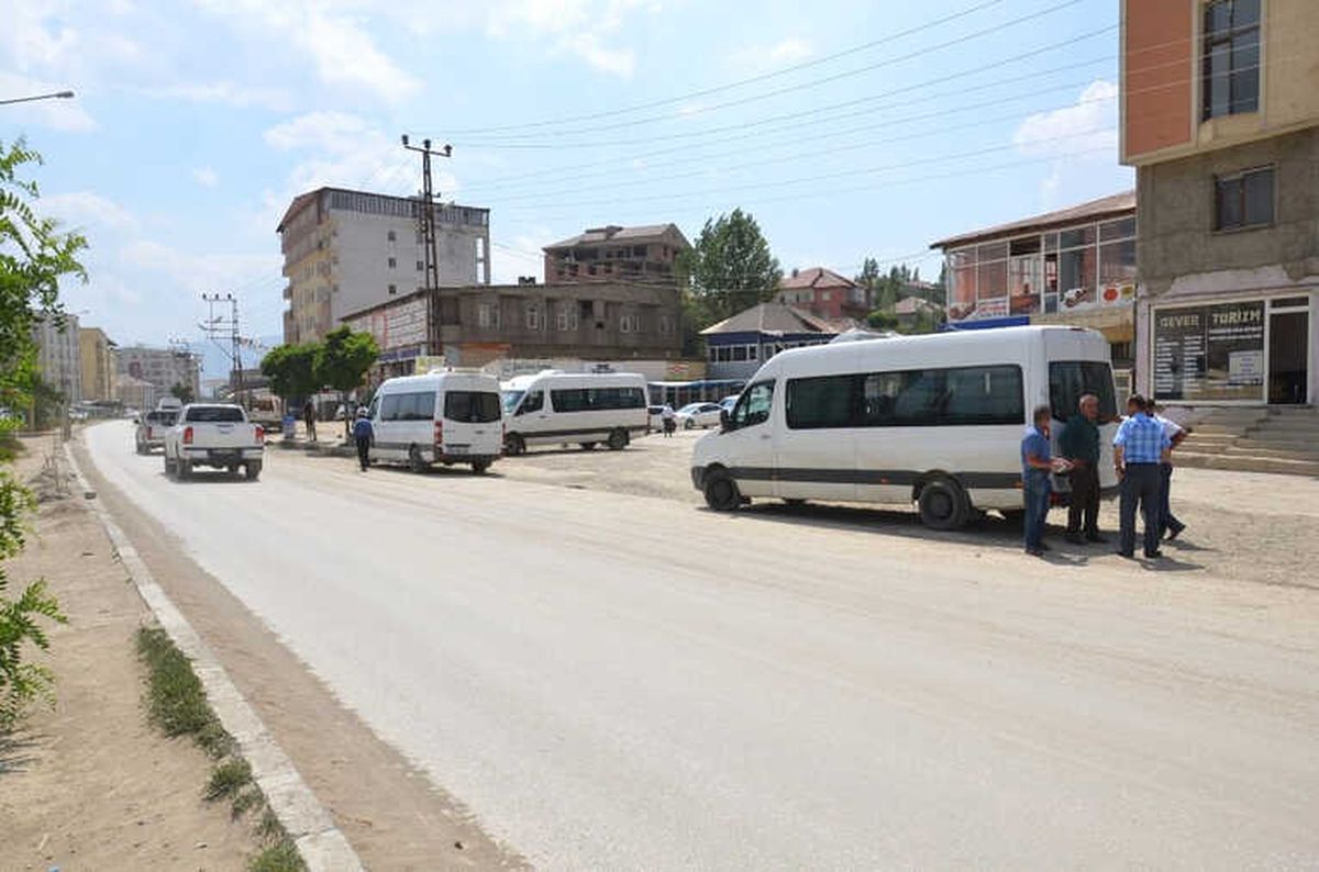 Yüksekovalılar Yeni Bir Otogar İstiyor