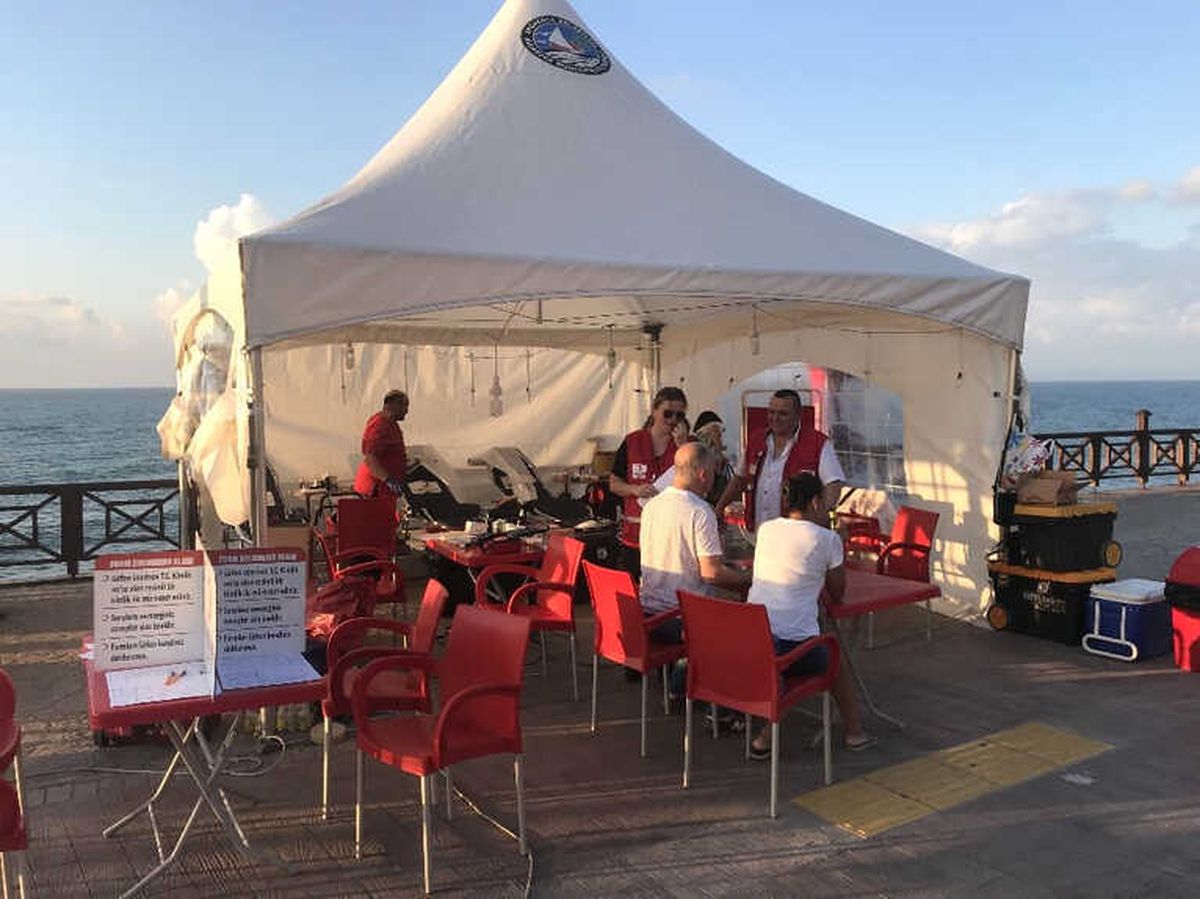 Akçakoca Çınar Caddesinde Kan Bağışı