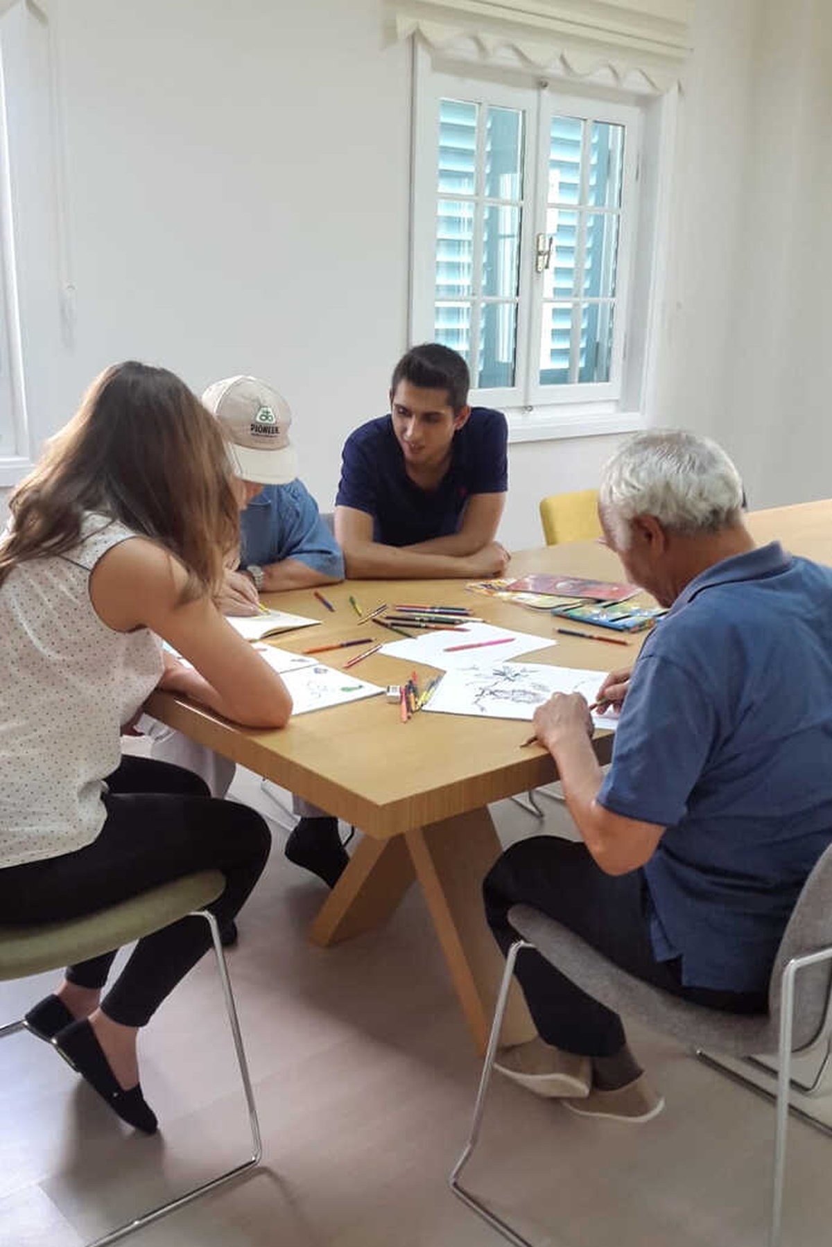 Alzheimer Gündüz Yaşam Ve Sosyal Aktivite Merkezi Hizmete Veriyor