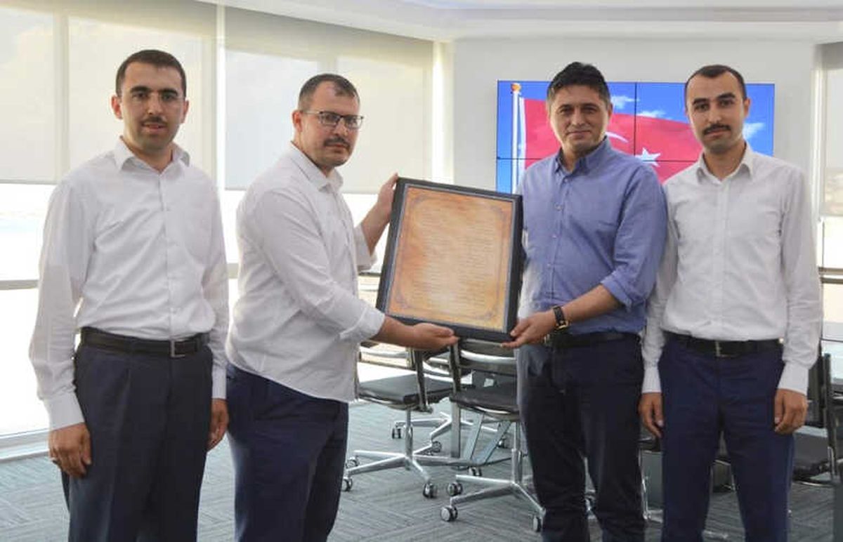 Hayrat İnsani Yardım Derneği\'nden Başkan Acar\'a Ziyaret