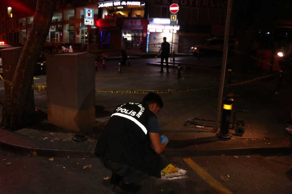 İstanbul\'da Sokak Ortasında İnfaz