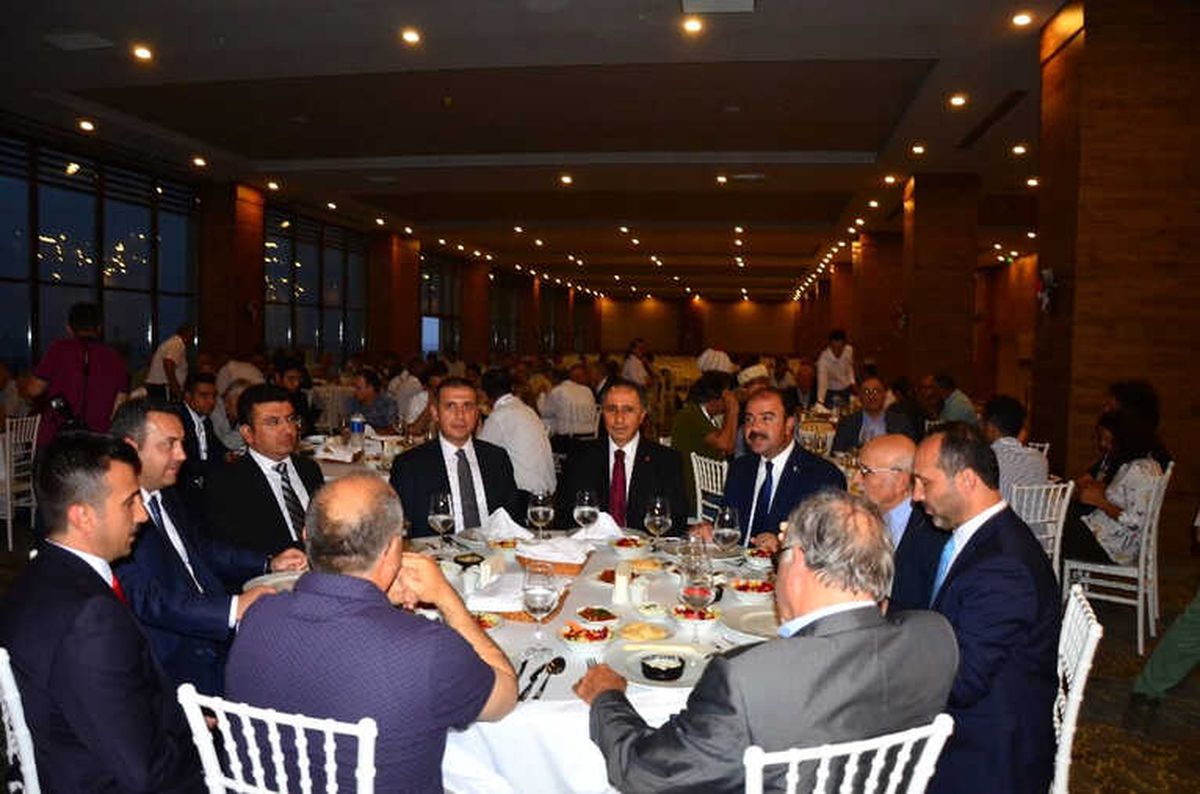 Kentlerin Tarihi Ünye\'de Konuşuldu
