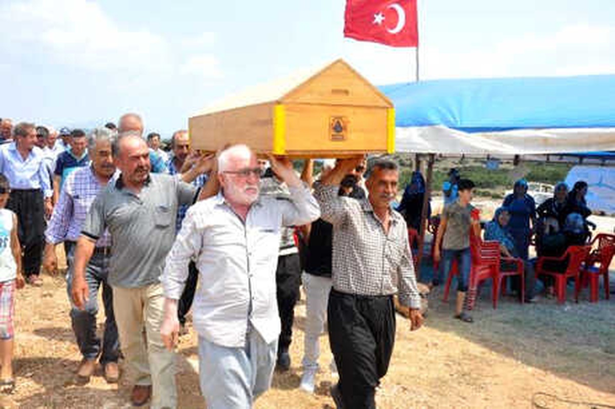 Köylülerden Taş Ocağına Cenaze Namazlı Tepki