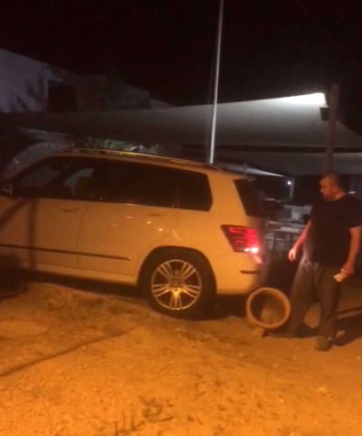 Lüks Cipi ile Saksı Çalan Kadın Yakayı Ele Verdi